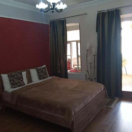 Apartment In The Heart Of Old Tbilisi Exteriör bild