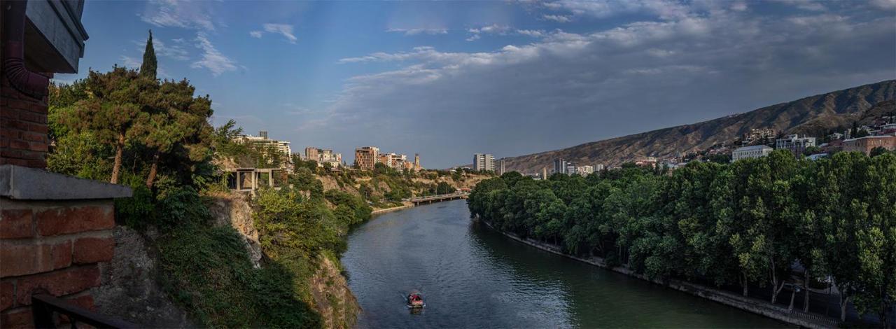 Apartment In The Heart Of Old Tbilisi Exteriör bild