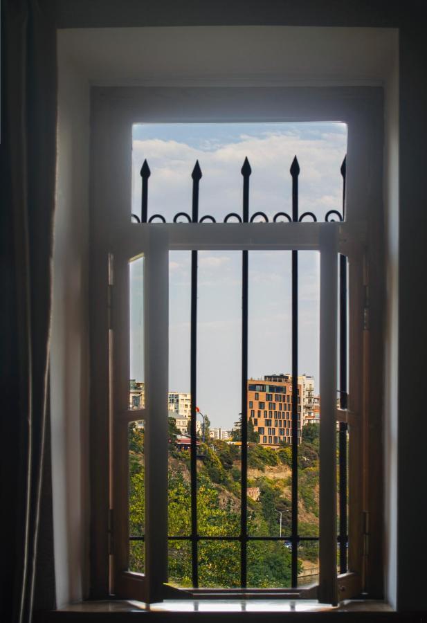 Apartment In The Heart Of Old Tbilisi Exteriör bild